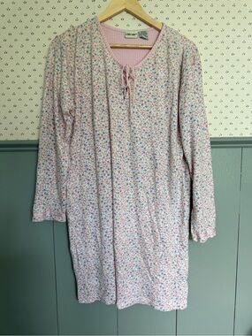 Vintage Cottagecore Nightie